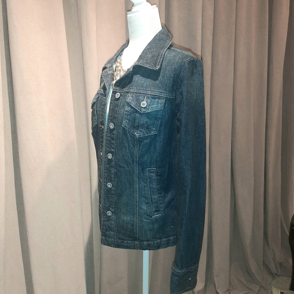 Tommy Hilfiger denim jacket - Picture 2 of 9